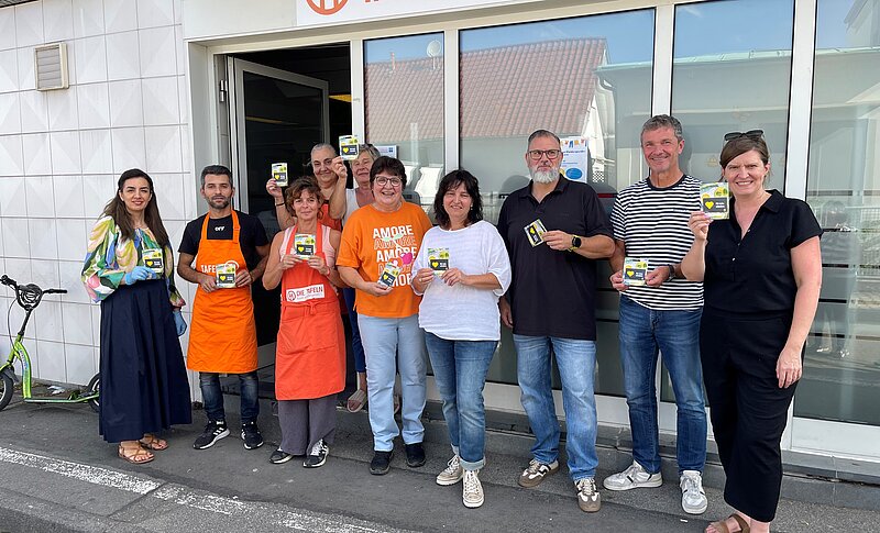 Carrera-Fans und Bürgerstiftung Bürstadt spenden der Tafel Bürstadt  Lebensmittelgutscheine im Wert von 1.000 Euro